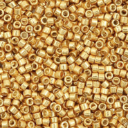 Abalorios Miyuki Delica's 11/0 Galvanized yellow gold DB-410