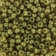 Rocalla Miyuki 8/0 Ceylon translucent celery green 8-2374