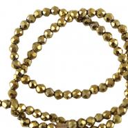 Abalorios faceteados redondos 2mm Dorado met&aacute;lico-revestimiento pearl shine