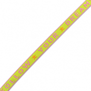 Cinta con texto "follow your dreams" P&uacute;rpura paisley-verde lima
