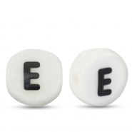 Abalorios letras de cerámica E Blanco-negro