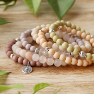 Set de inspiraciones Diseña las pulseras más bonitas con abalorios acrílicos brillantes