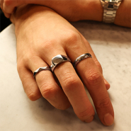 Set de inspiraciones Inspírate con anillos de acero inoxidable para hombre