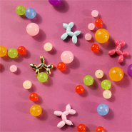 Set de inspiraciones Crea collares coloridos con abalorios acrílicos DQ® redondos