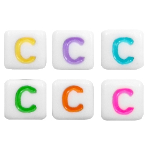Abalorios alfabeto acr&iacute;lico letra C multicolor-blanco