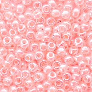 Miyuki Rocalla 8/0 Ceylon baby pink 8-517