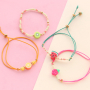 Pulseras con abalorios de pol&iacute;mero con vibrantes colores llenos de vitalidad y alegr&iacute;a