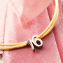 Puedes crear joyas personalizadas con los nuevos abalorios de letras de acero inoxidable: