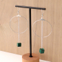 Crea pulseras y pendientes con mucho estilo con las nuevos abalorios cubo de piedras natural