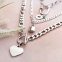 As&iacute; es como se dise&ntilde;an las &uacute;ltimas pulseras y collares de eslabones: