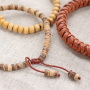 Crea audaces pulseras para hombres con diversos abalorios