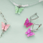 Crea tu propia joyer&iacute;a de verano con estos coloridos colgantes y entrepiezas de mariposa