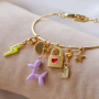 Crea alegres joyas con estos colgantes y cierres de moda