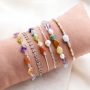 As&iacute; se crea una colecci&oacute;n de pulseras con abalorios de piedras naturales