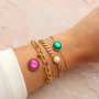Pulseras y pendientes coordinados con cabuchones