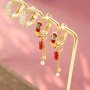 Trucos con los pendientes criollas met&aacute;licas TQ de lat&oacute;n con flores