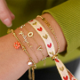 C&oacute;mo presentar pendientes y pulseras de acero inoxidable